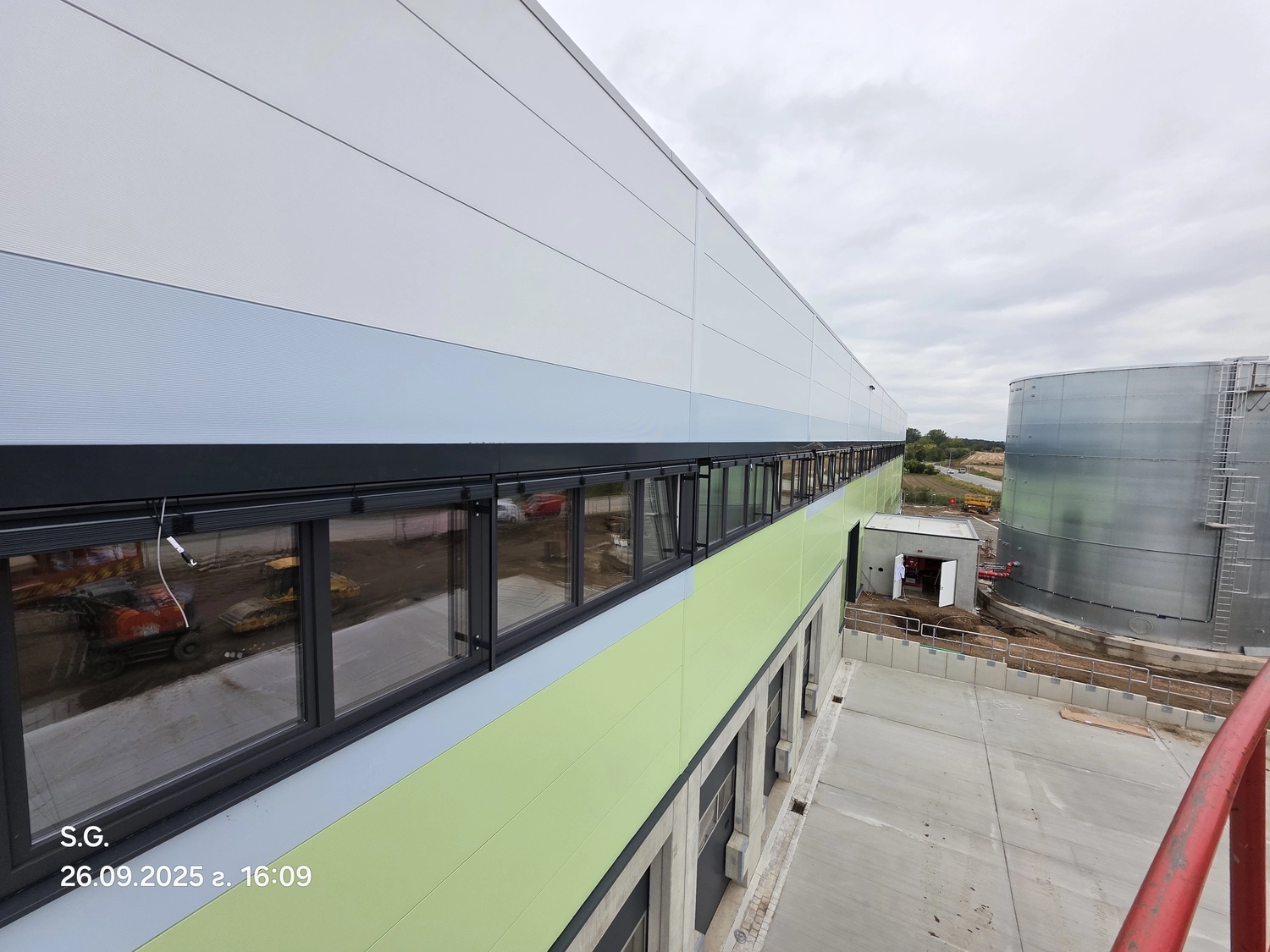 SG-Sonnenschutztechnik - Sonnenschutztechnik - Sonnenschutzsystem Stuttgart Vision One