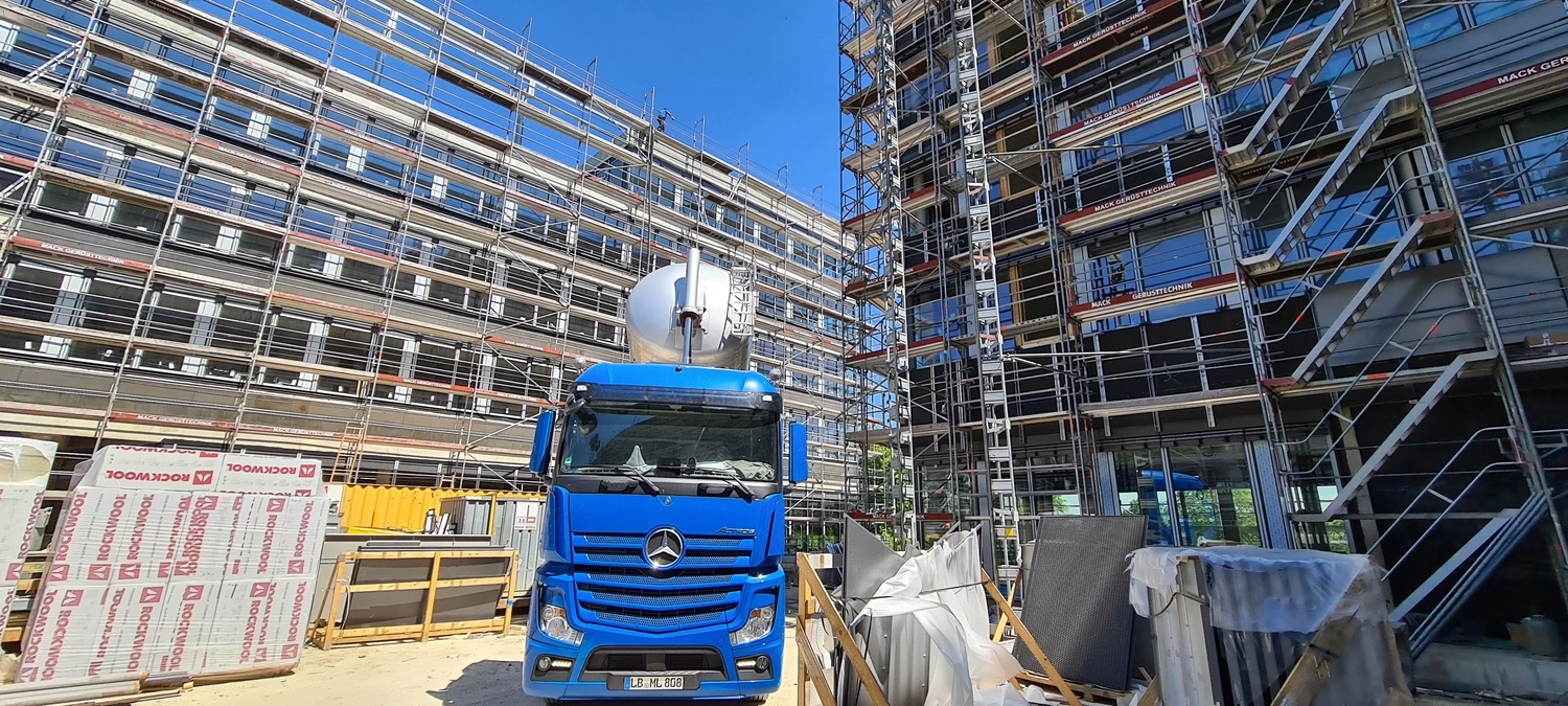 SG-Sonnenschutztechnik - Sonnenschutztechnik - Installation des Sonnenschutzsystems Stuttgart Vision One
